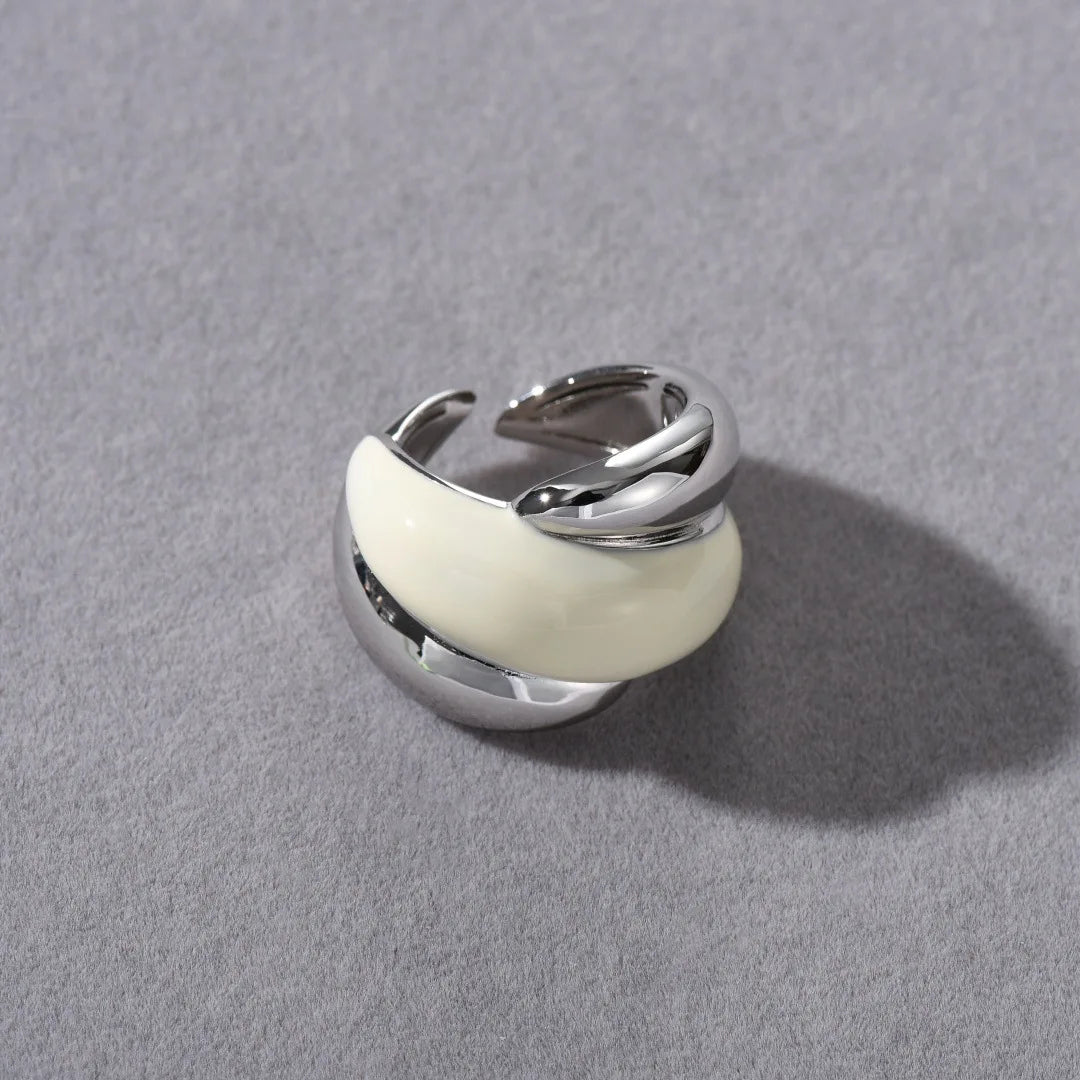 Velmira | Enamel Bold Grace