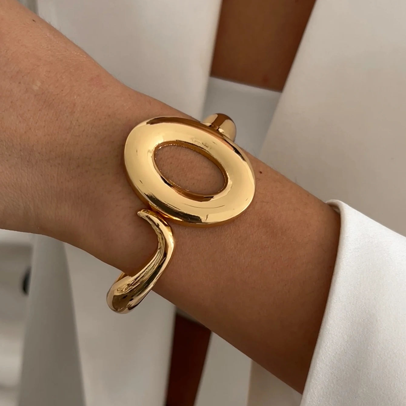 Orryxis | Gold-Tone | Sculptural Cuff