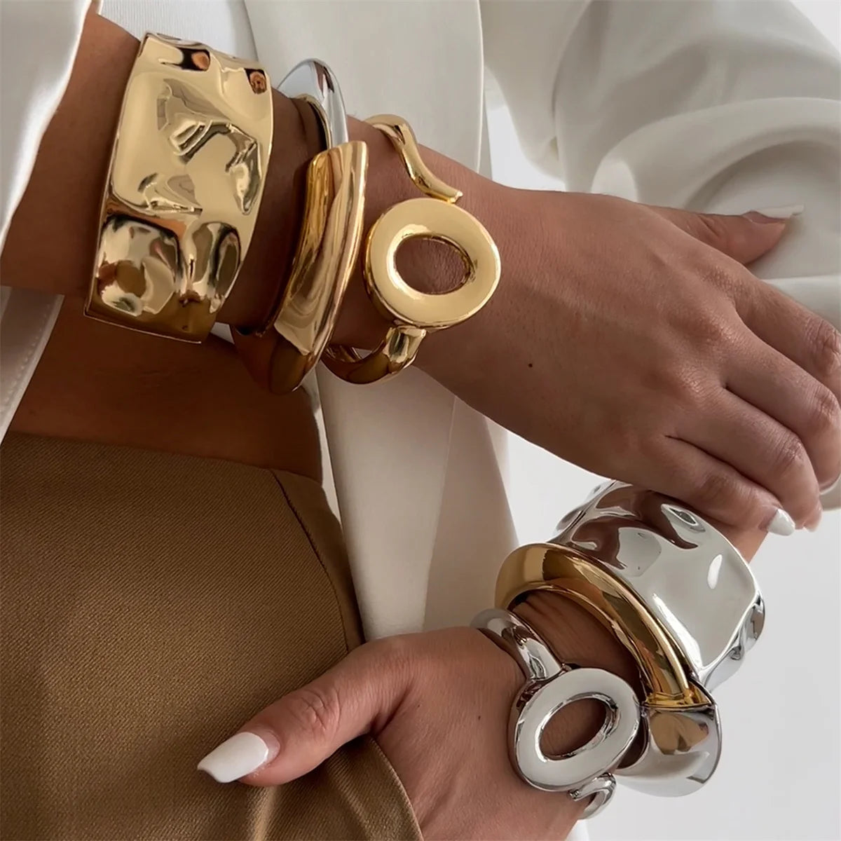 Orryxis | Gold-Tone | Sculptural Cuff