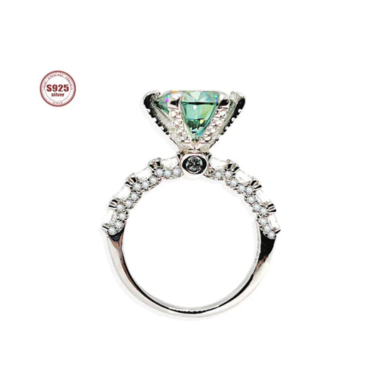 Émeraudelle — Crowned in Green Fire