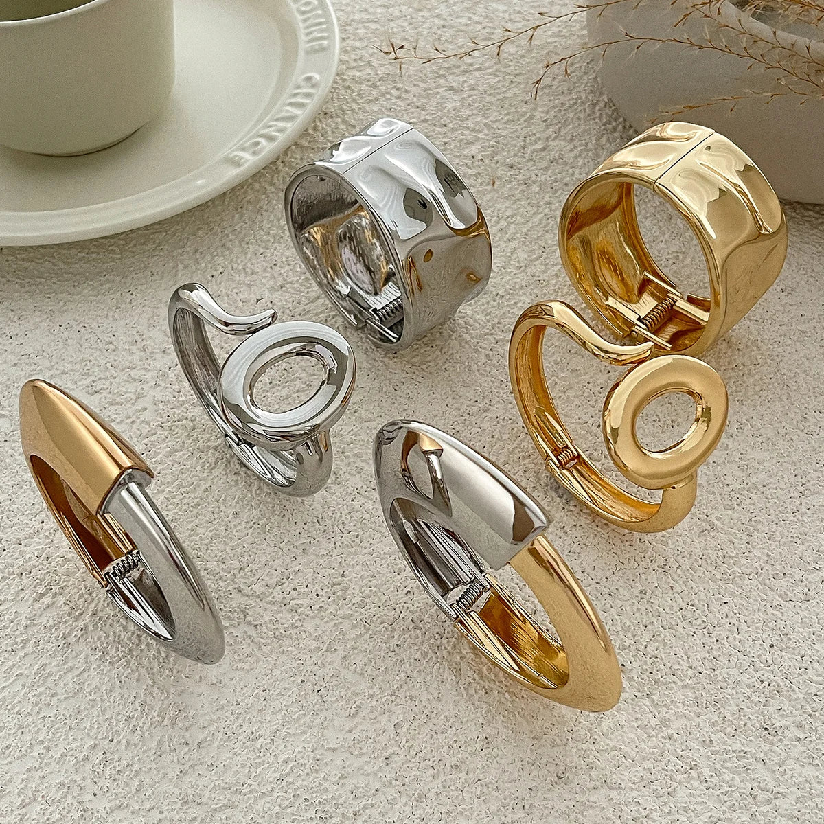 Orryxis | Gold-Tone | Sculptural Cuff