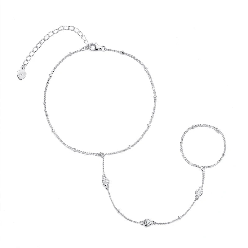 Celestisse Chain | Moissanite Hand Bracelet