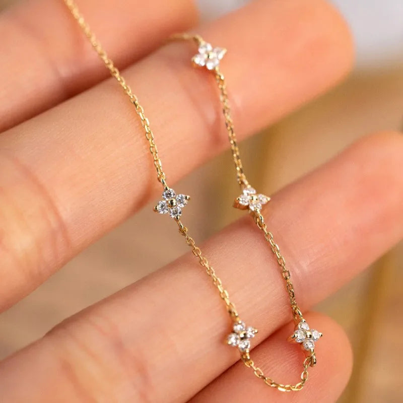 Éclafleur | 18K Gold-Plated Silver | Floral Charm Motif