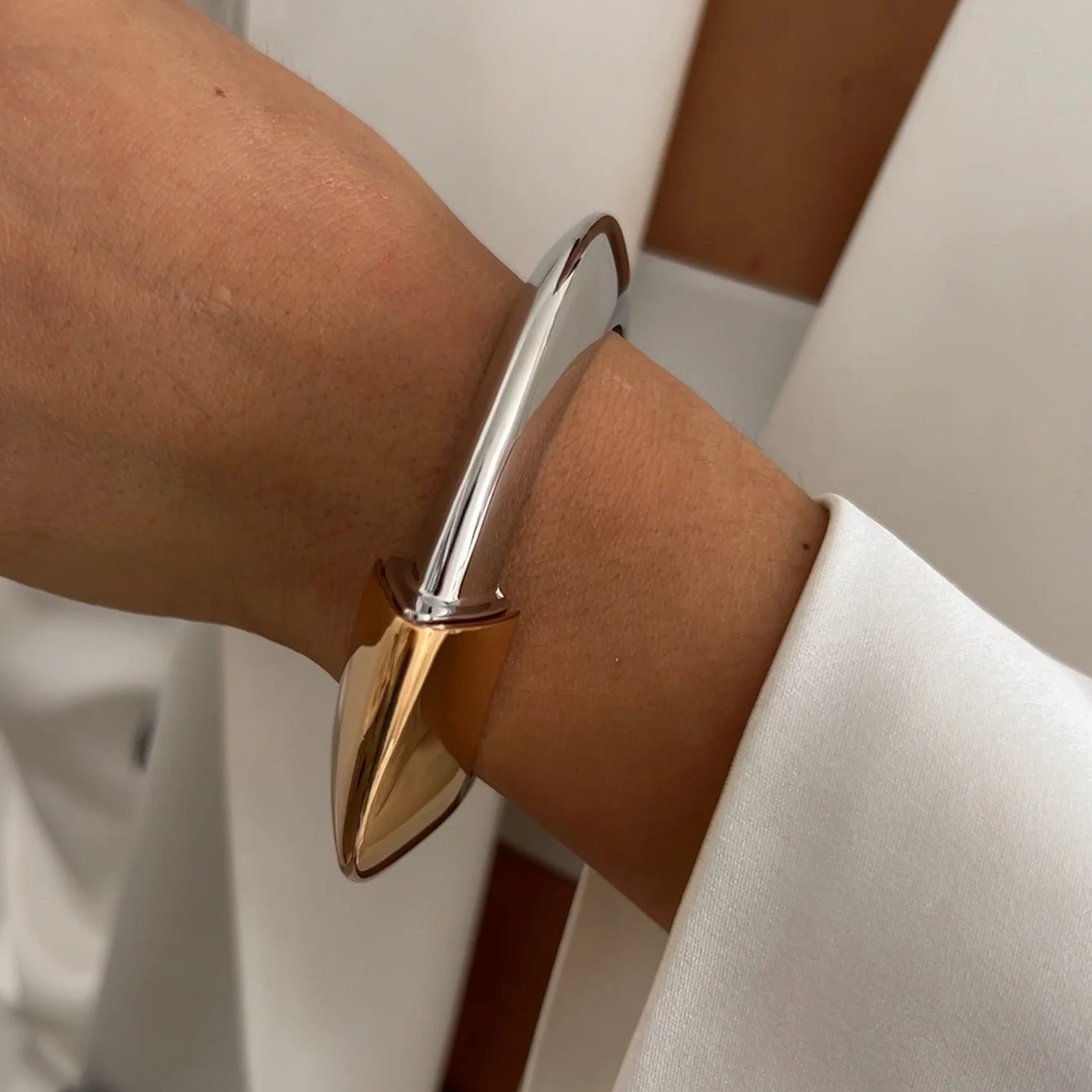 Orryxis | Gold-Tone | Sculptural Cuff