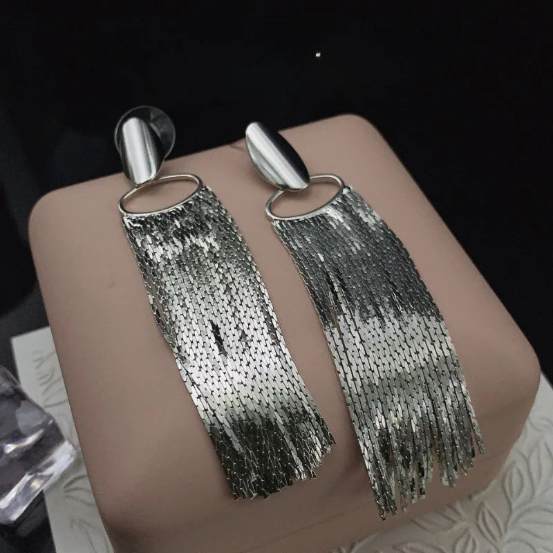 RAVESSA Earrings