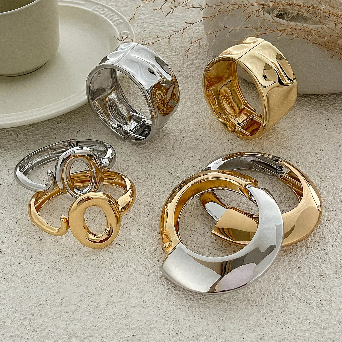 Orryxis | Gold-Tone | Sculptural Cuff
