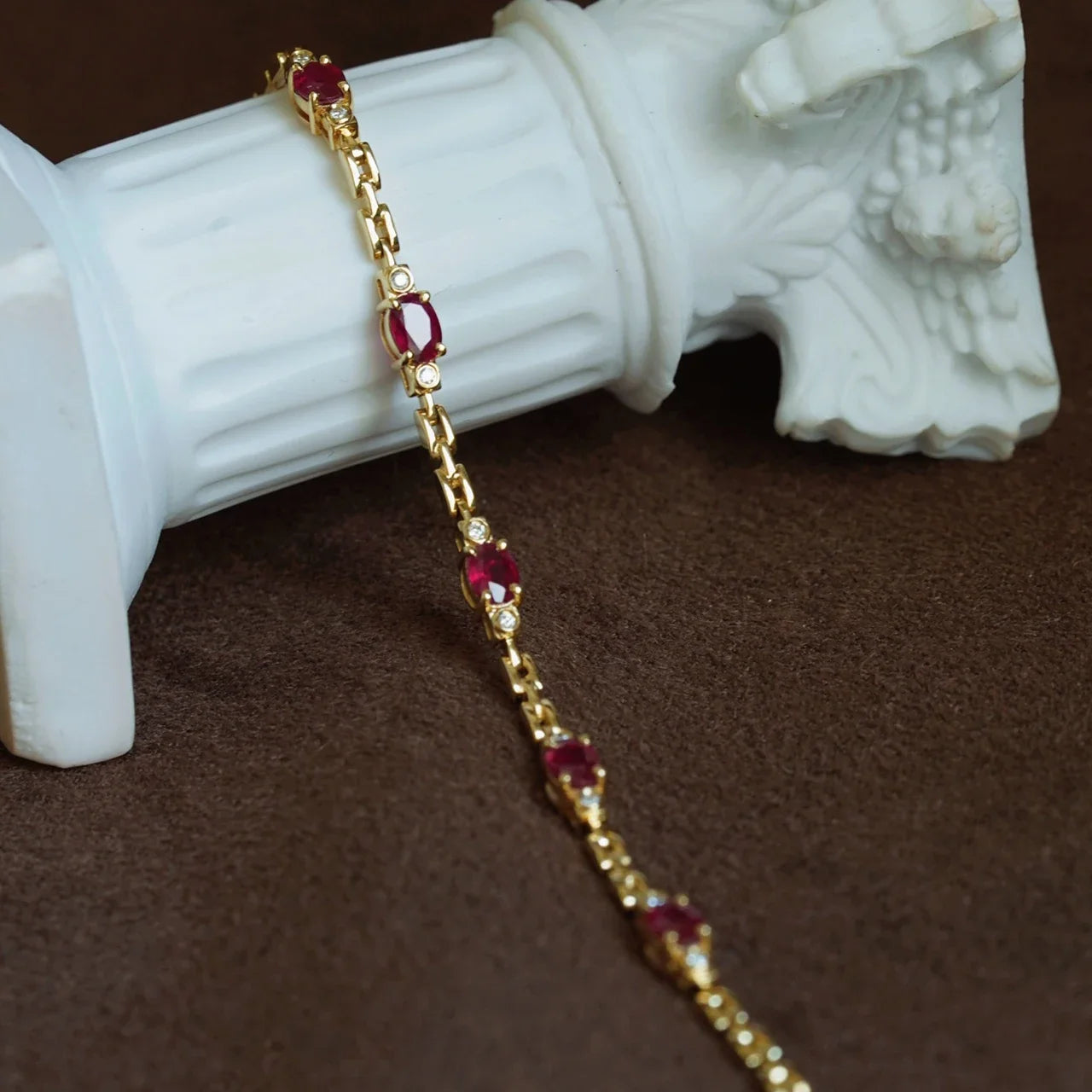 Rubissence | 18K Gold-Plated | Ruby Glow