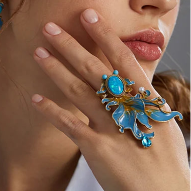 Koiara | مجوهرات من الذهب عيار ١٨ قيراطًا | أوبال، لؤلؤ، وأكوامارين