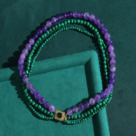 قلادة Lysandria | مجوهرات مطلية بالذهب | أحجار بنفسجية وخضراء