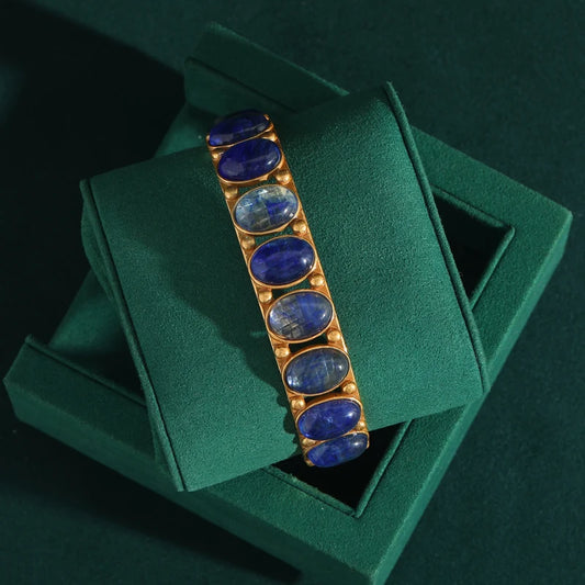 سوار Opalyra | مجوهرات ذهب 24K | حجر أزبال أزرق