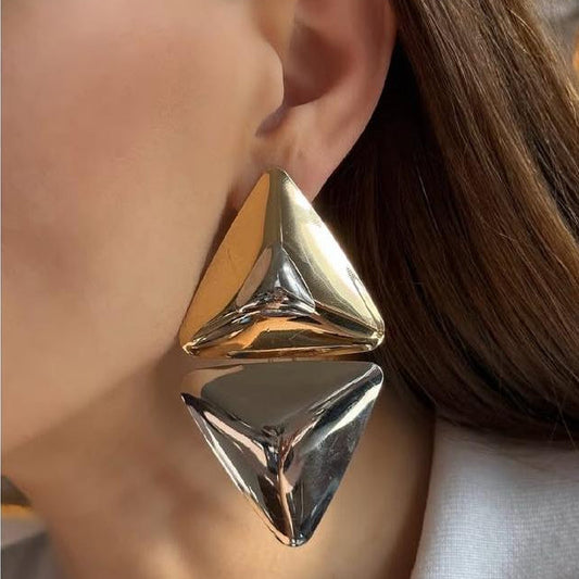 Aurivéra — Bold Geometric Statement