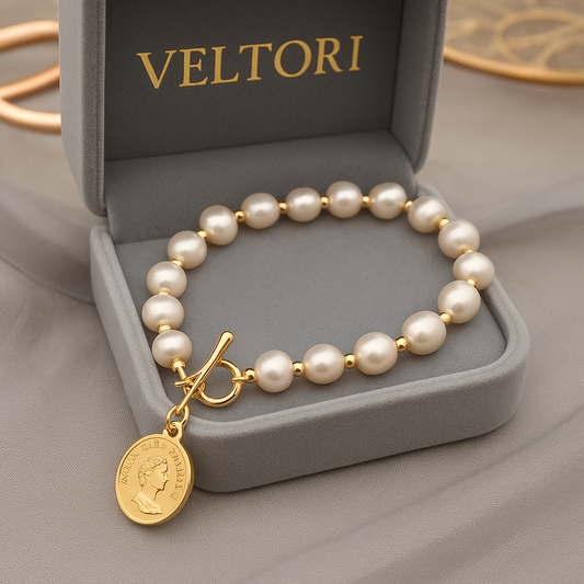 Baroque | Freshwater Pearl | Gold-Plated Charm