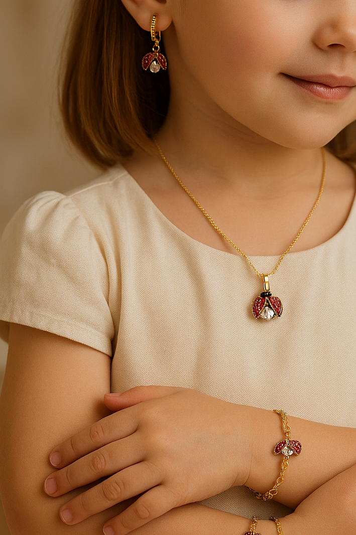 Bellucia Kids Set | Ladybug Charm