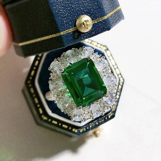 Regalia | Emerald Fire Halo