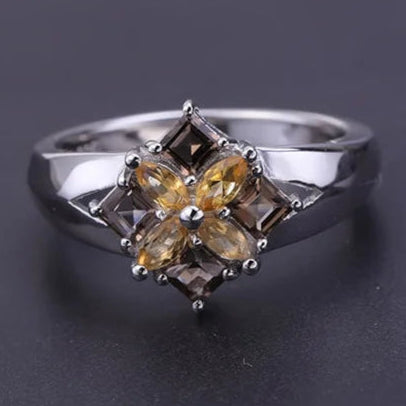 Florévive | A Bloom of Golden Light