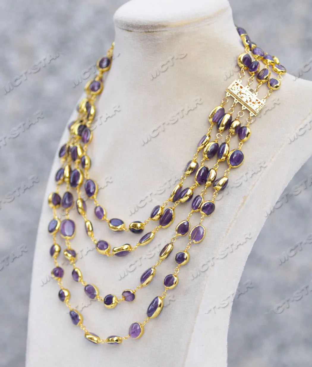 Regalia Améthyste | Layers of Royal Glow