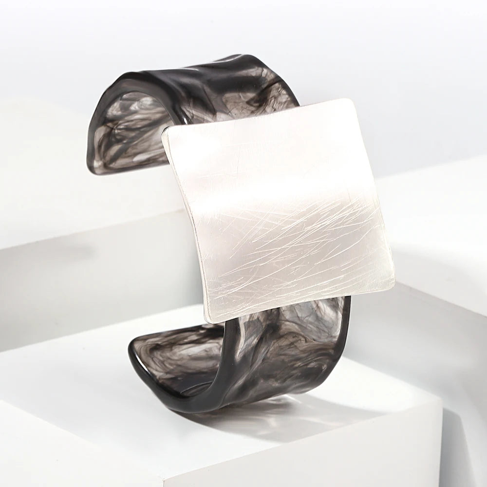 Arcflare | Matte Gold | Sculptural Resin