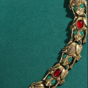 Thaloura Bracelet — Sculpted Frog Gold Design