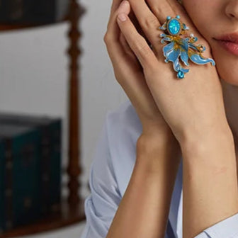 Koiara | مجوهرات من الذهب عيار ١٨ قيراطًا | أوبال، لؤلؤ، وأكوامارين