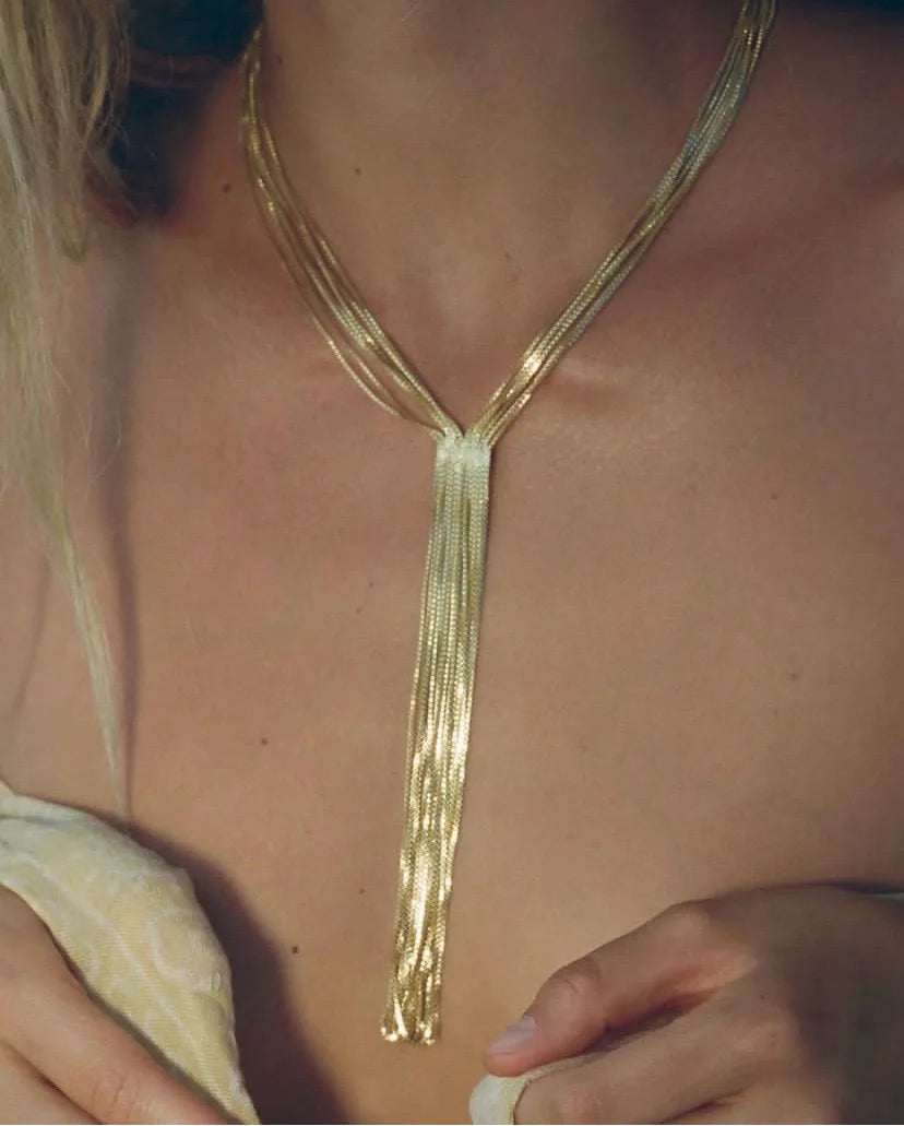 Elencia Set | Fluid Tassel Glow