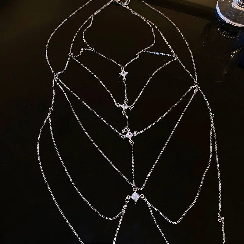 Élencia | Geometry Draped in Light
