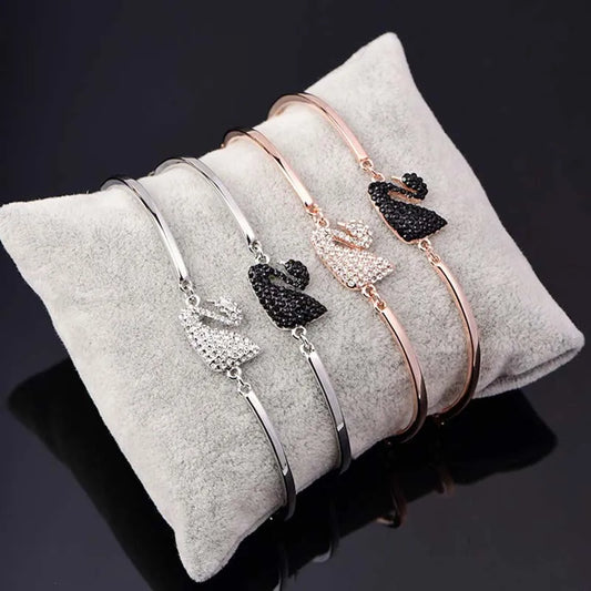 Cygnia Glow | Swan Motif | Gold & Rose Elegance