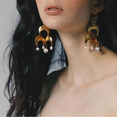 Lunara | Golden Echo Pearls