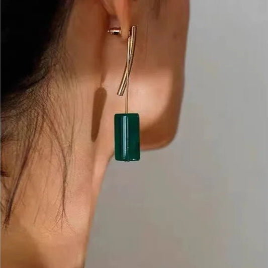 Aurivane | Modern with Gem Glow