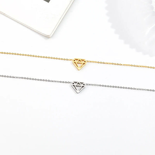 Diamaré — Golden Barefoot Light