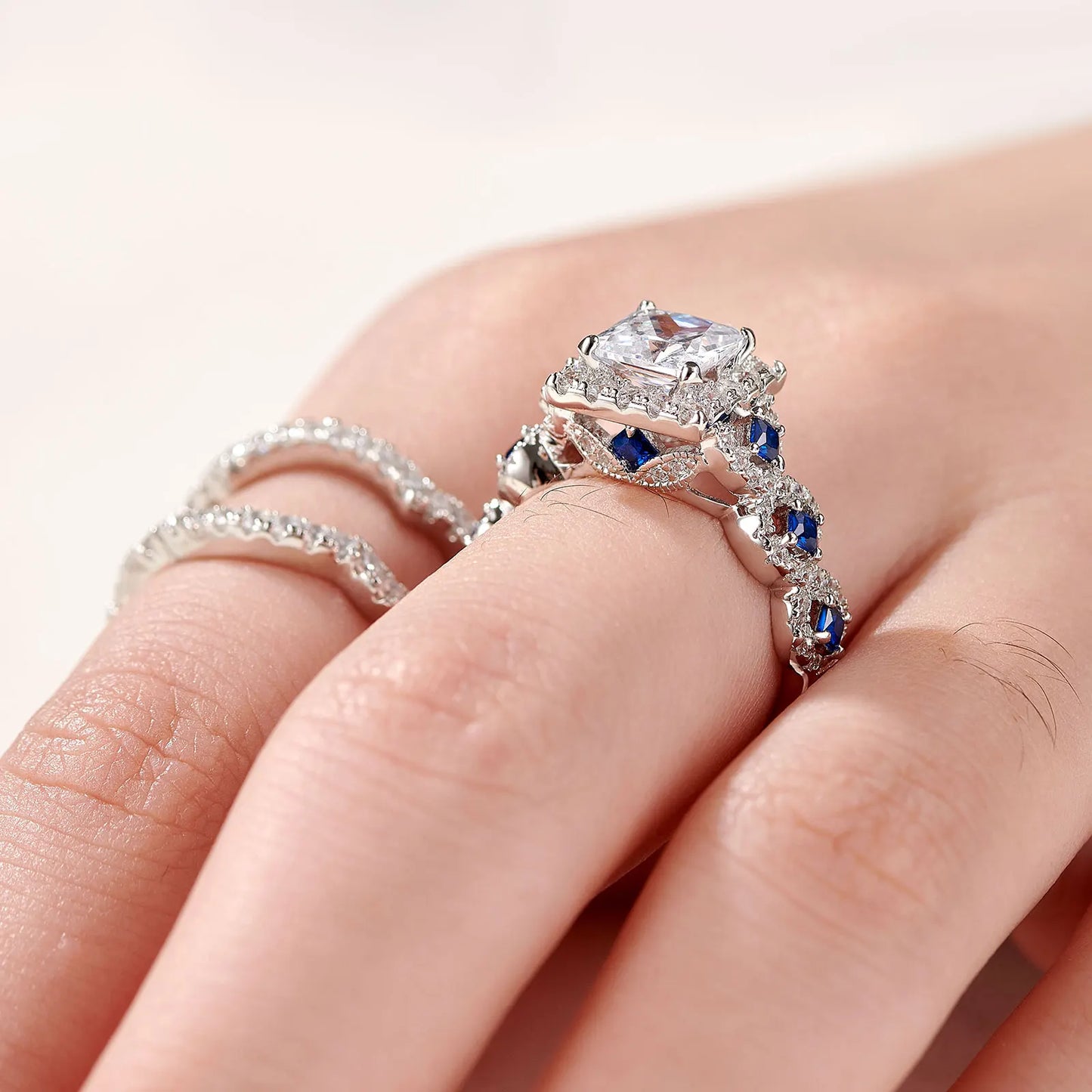 CORONELIA Bridal Set