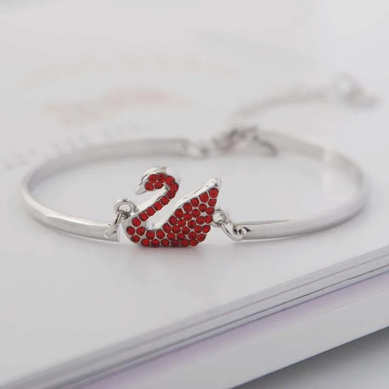 Cygnia Glow | Swan Motif | Gold & Rose Elegance