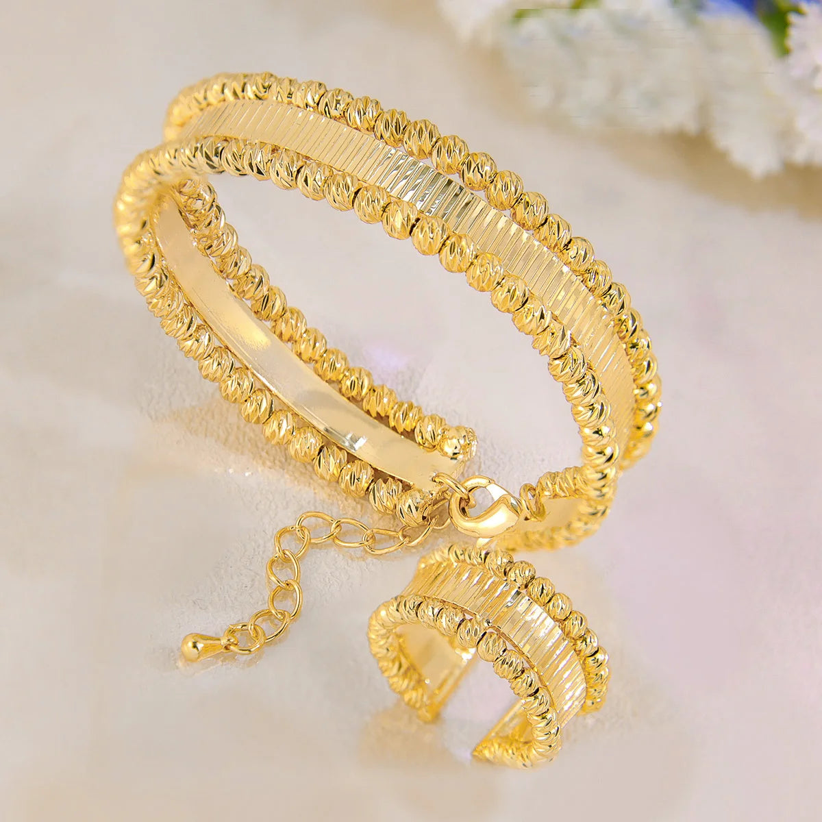 Arabesque Glow | 21K Gold-Plated | Cuff Set