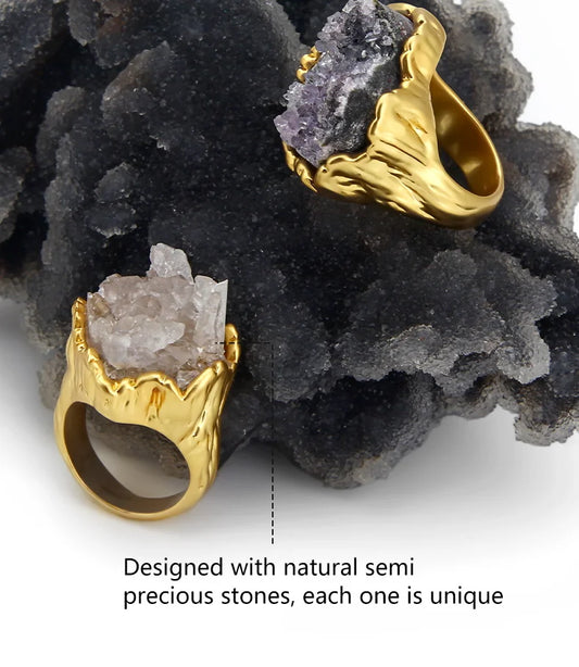 Lunesséra — Natural Gemstone