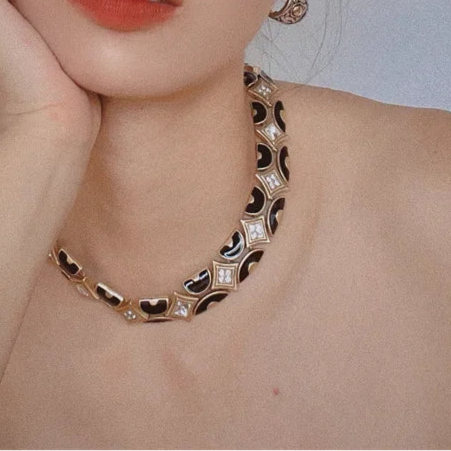 Veyra | Snake-Bone Gold Choker