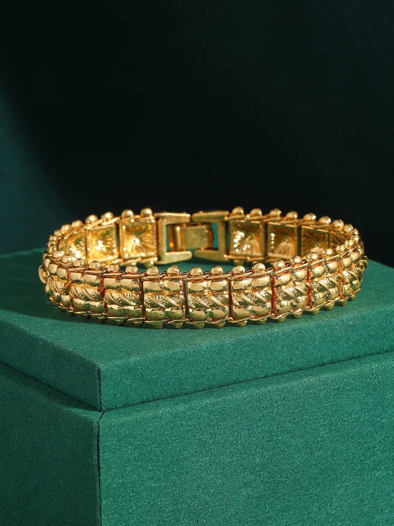 Aurélien | 18K Gold Jewelry | Vintage Stone Inlay