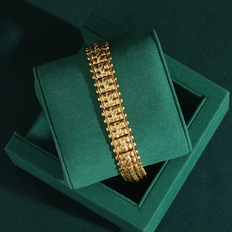 Aurélien | 18K Gold Jewelry | Vintage Stone Inlay