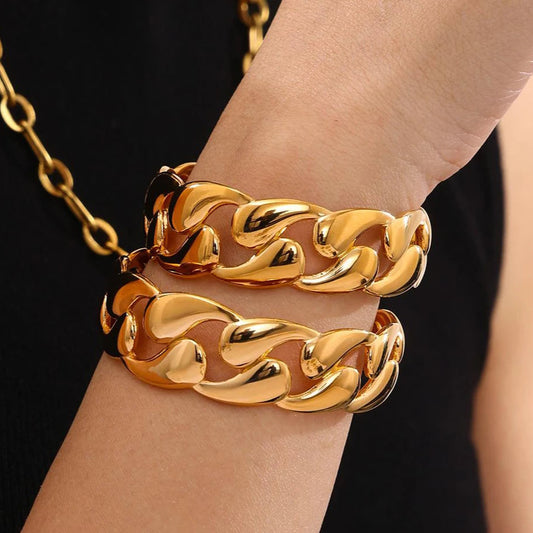 Elvara Drop | 18K Gold-Plated | Water-Inspired