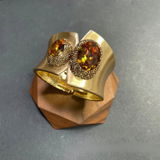Aurevia | Regal Flame Cuff