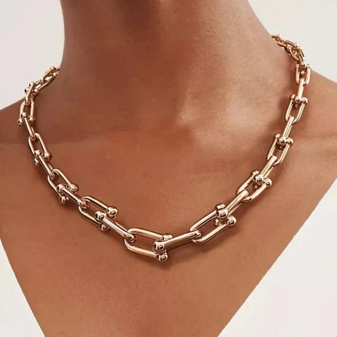 Équinalis | Horseshoe Buckle