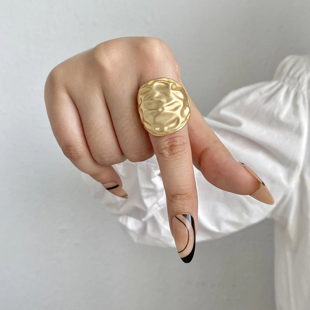 Scultura | Matte Gold | Bold Geometry
