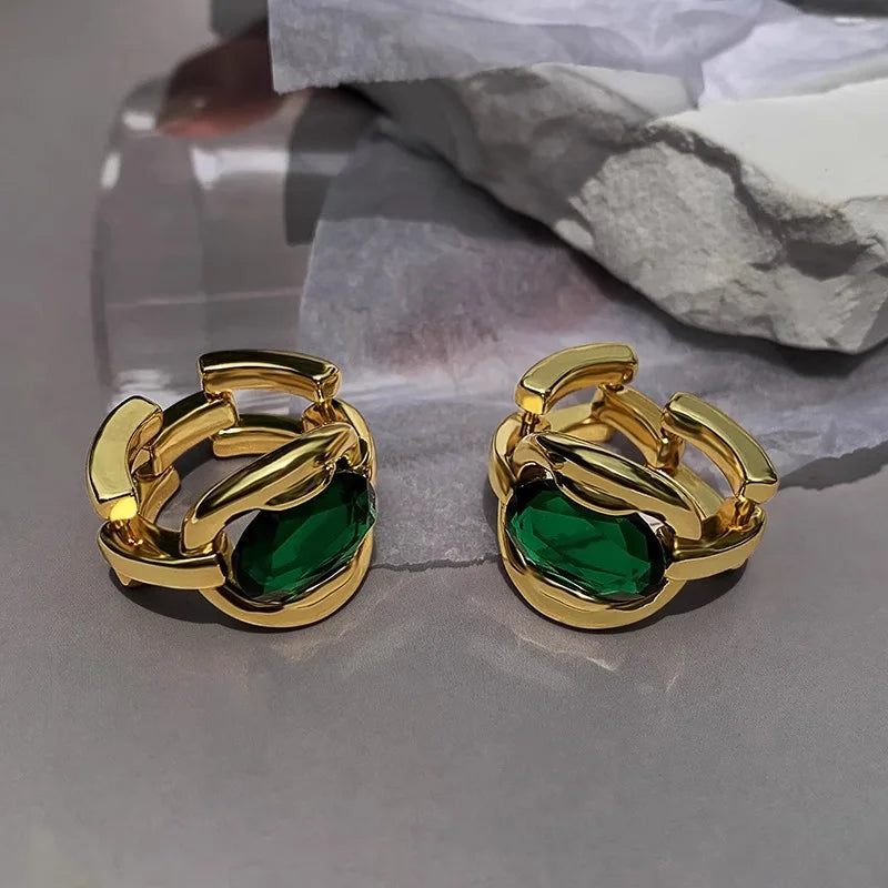 Émeraudelle | Bold Green Majesty