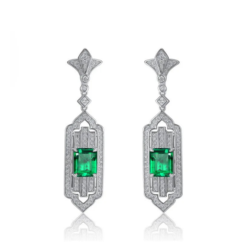 Émeraudia | Regal Green in Motion