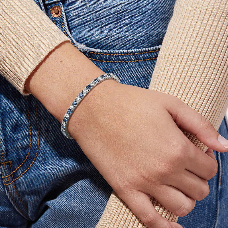 Azure Lumora | 925 Gümüş | Beyaz & Mavi Moissanite