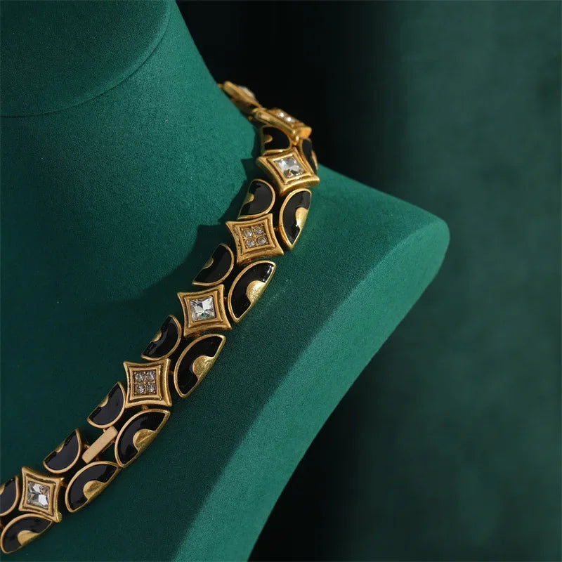 Veyra | Snake-Bone Gold Choker