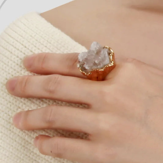 Lunesséra | Natural Gemstone