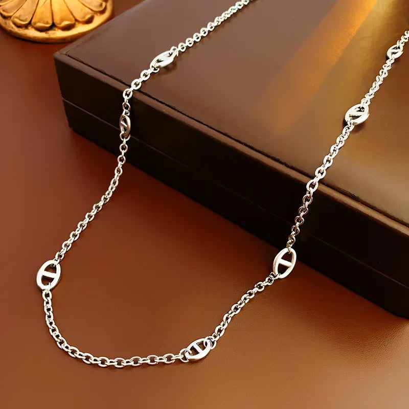 Serenya | Silver Loop Chic