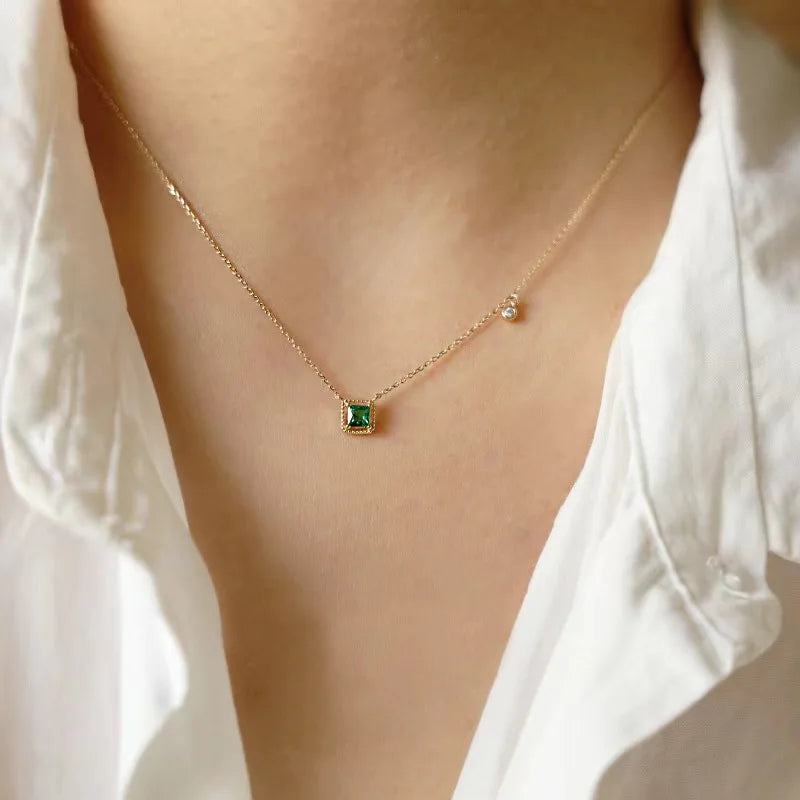 المربع الزمردي | مطلي ذهب 14K | بريق زركون