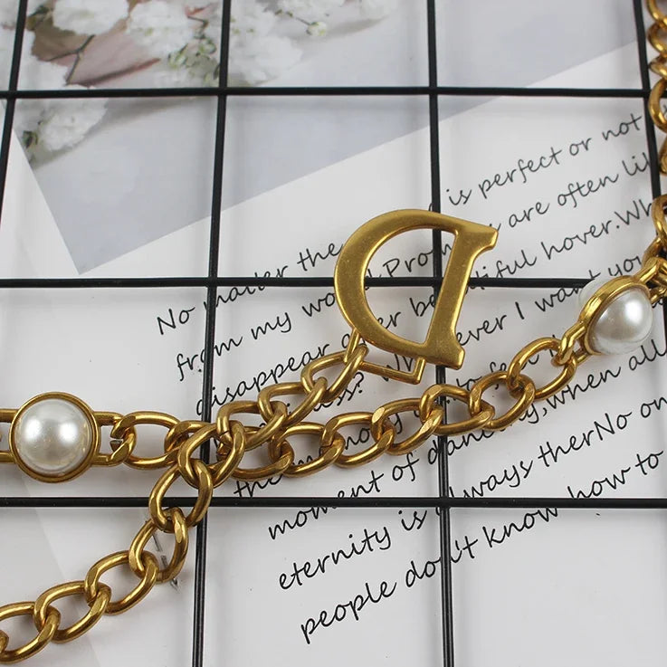 Déloria | Pearl & Chain Statement Belt