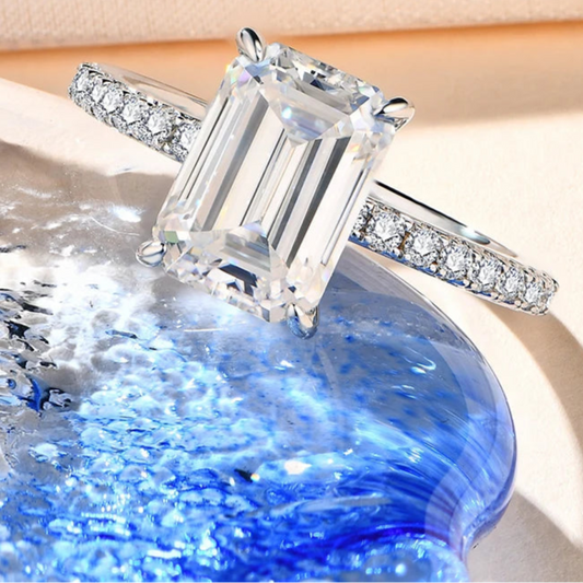 Émeraude — 3.5CT Silver Majesty