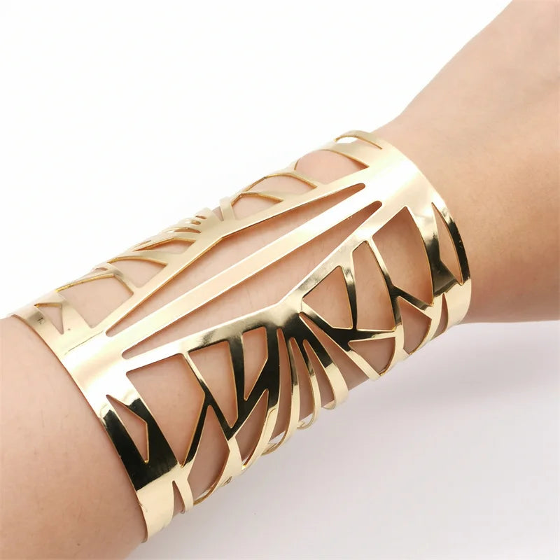 Zylaris | Gold-Plated | Sculptural Cuff